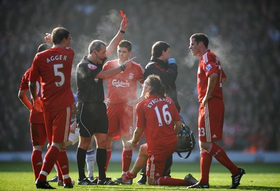 东体：蒯纪闻的伤势情况目前来看不至于像外界传得那么严重（东体：蒯纪闻伤情暂未如外界传言般严重）